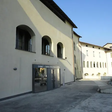 Ai Musei *